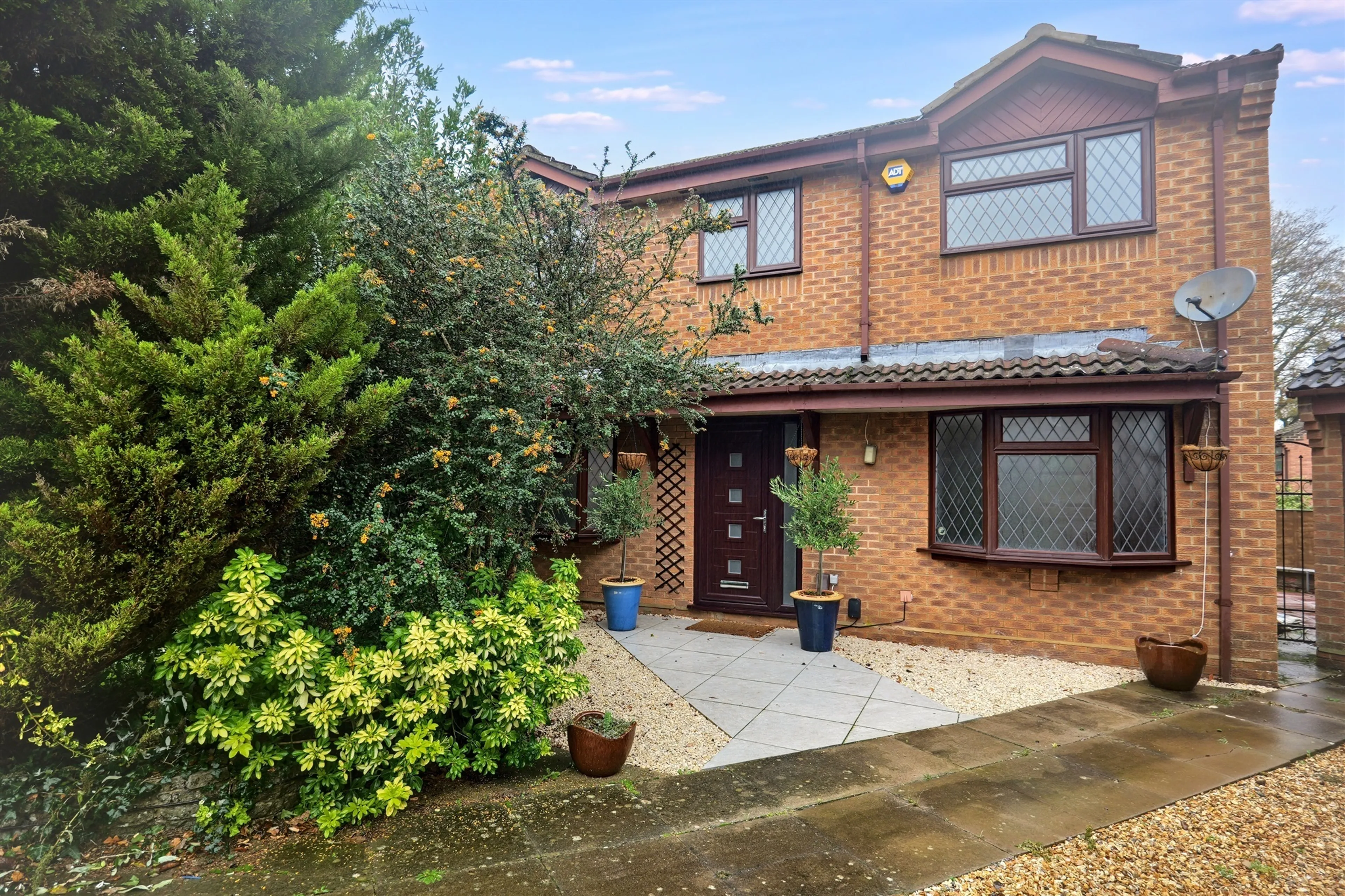 Property photo 0