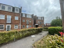 Broughton Grange, SWINDON photo