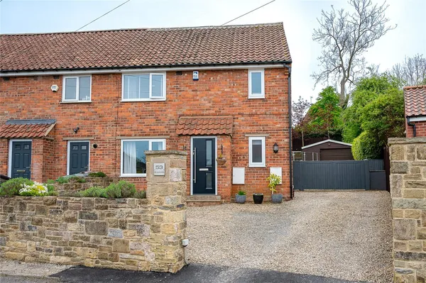 Brookside, Collingham, LS22