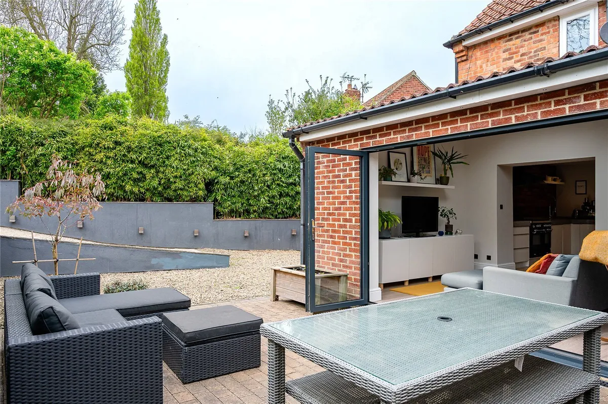 Brookside, Collingham, LS22