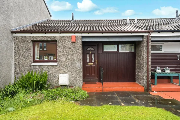 Raven Crescent, Buckhaven, Leven, Fif...