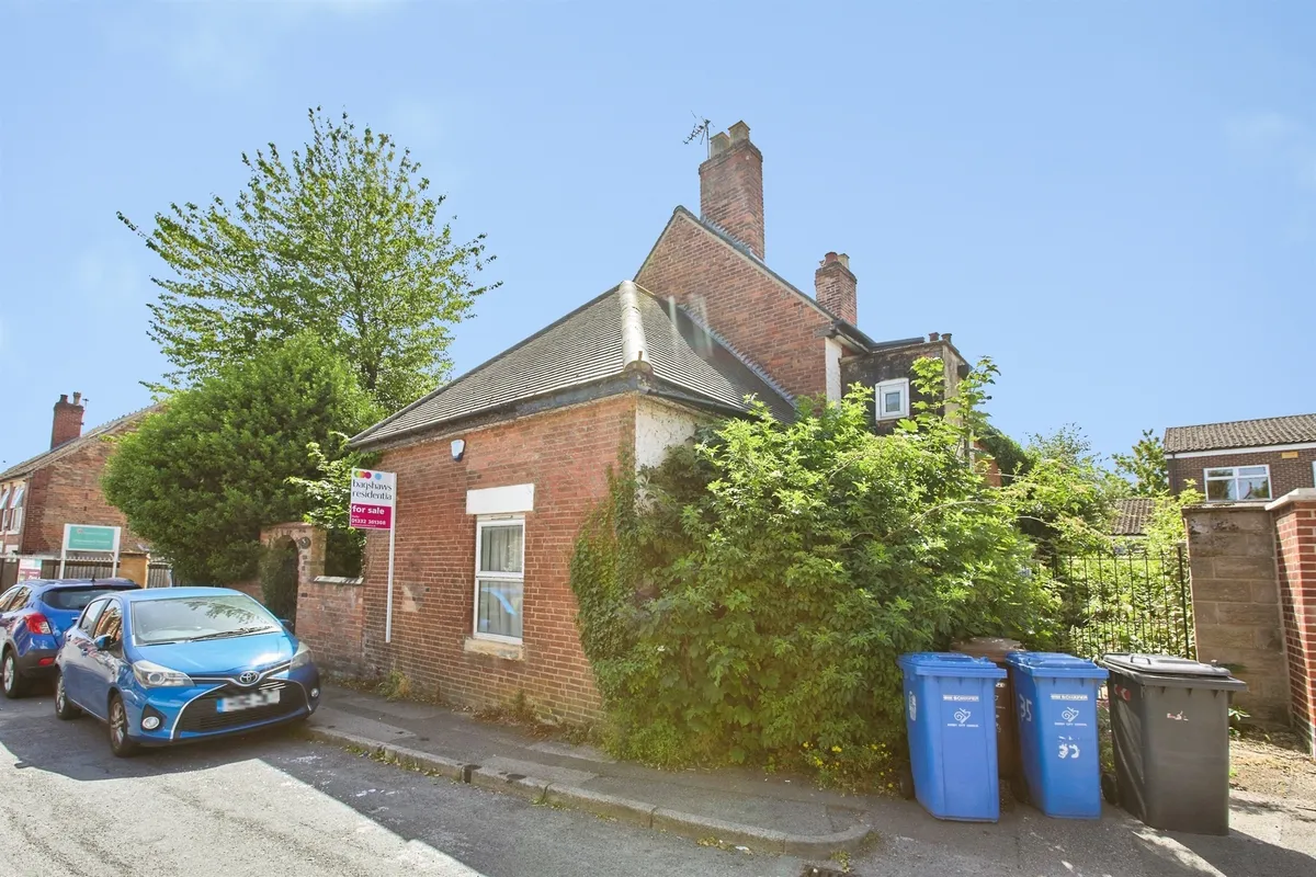 Village Street, Derby