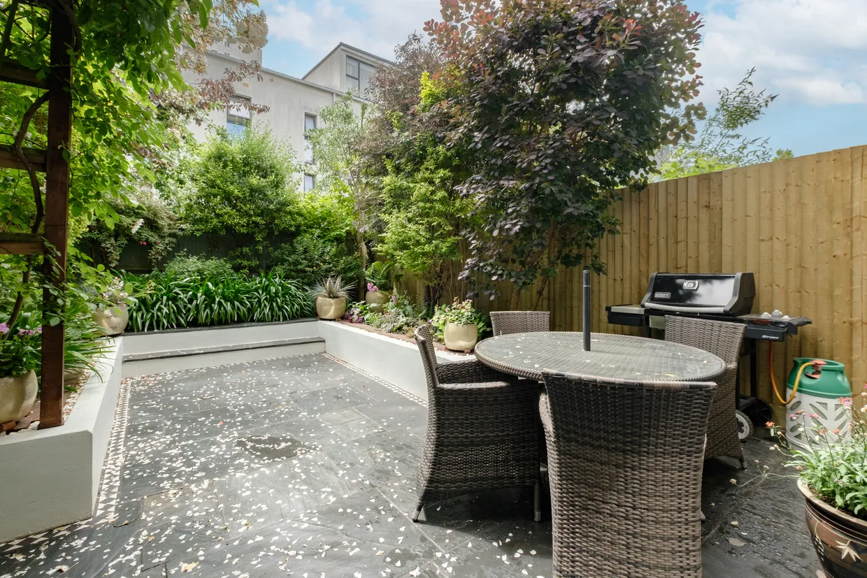 Acer Road, London, E8 photo 2