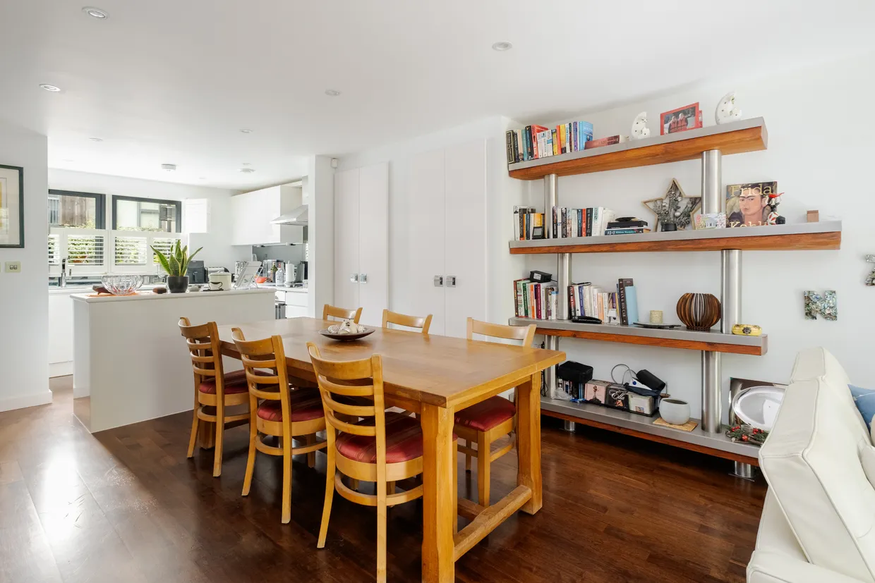 Acer Road, London, E8 photo 5