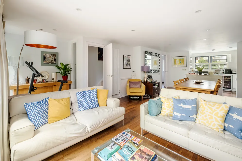 Acer Road, London, E8 photo 15