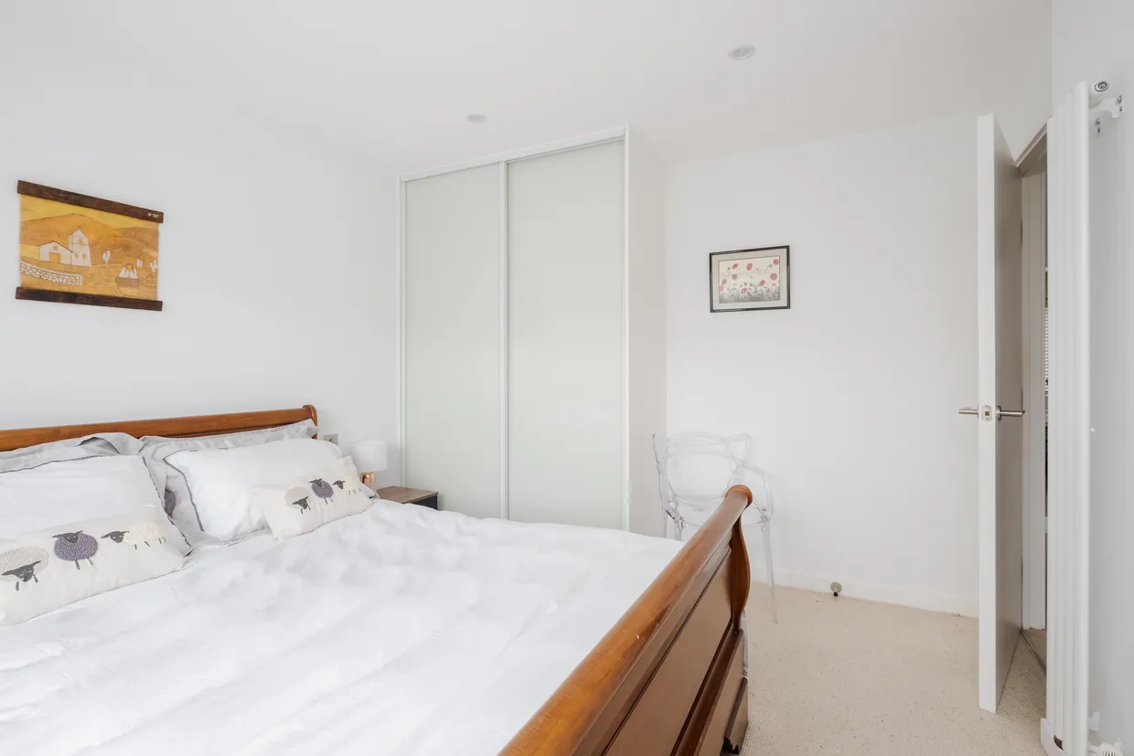 Acer Road, London, E8 photo 18