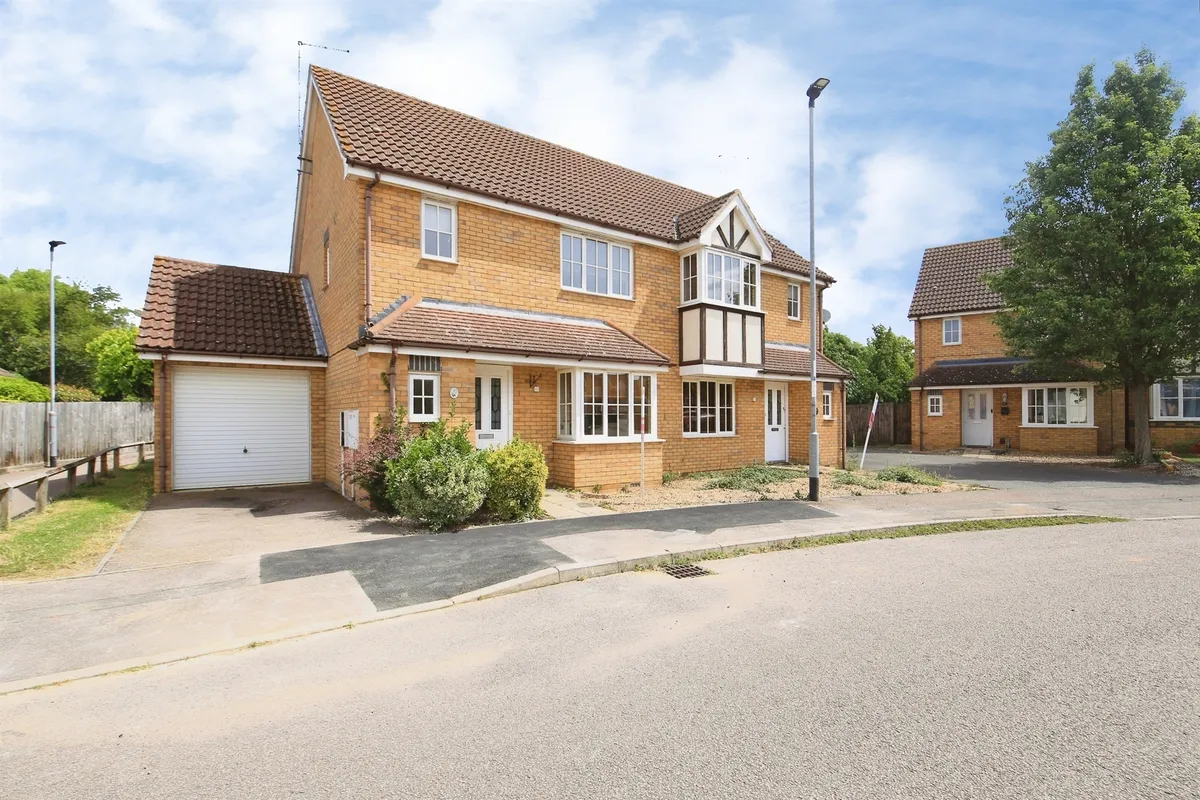 Aston Close, Yaxley, Peterborough