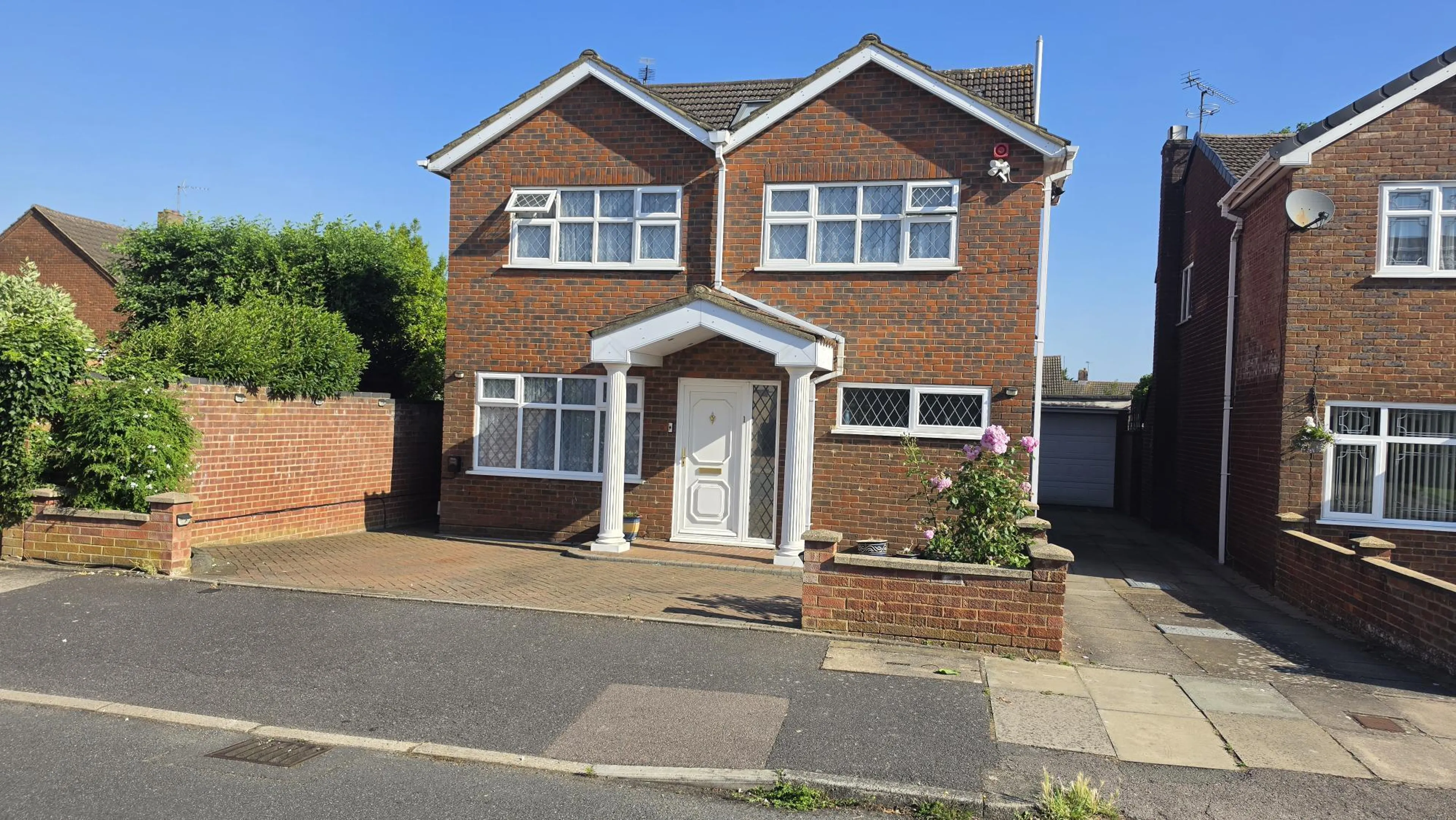 Property photo 0