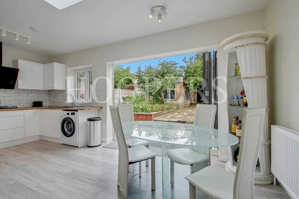 Clifford Way, London, NW10