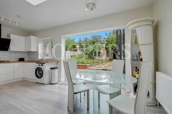 Clifford Way, London, NW10