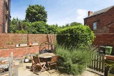 Morris Grove, Leeds