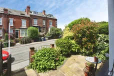 Morris Grove, Leeds