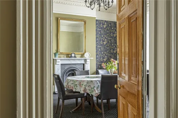 Bath Road, Cheltenham, GL53 photo 7
