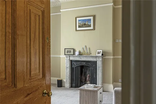 Bath Road, Cheltenham, GL53 photo 10
