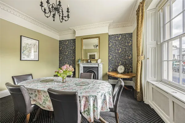 Bath Road, Cheltenham, GL53 photo 9