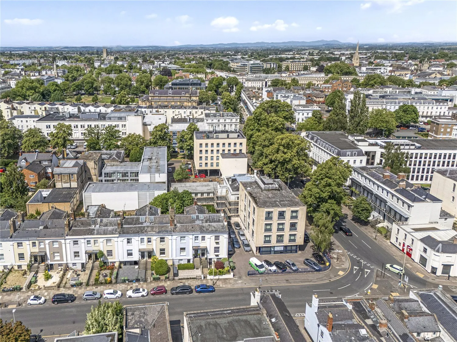 Bath Road, Cheltenham, GL53 photo 2