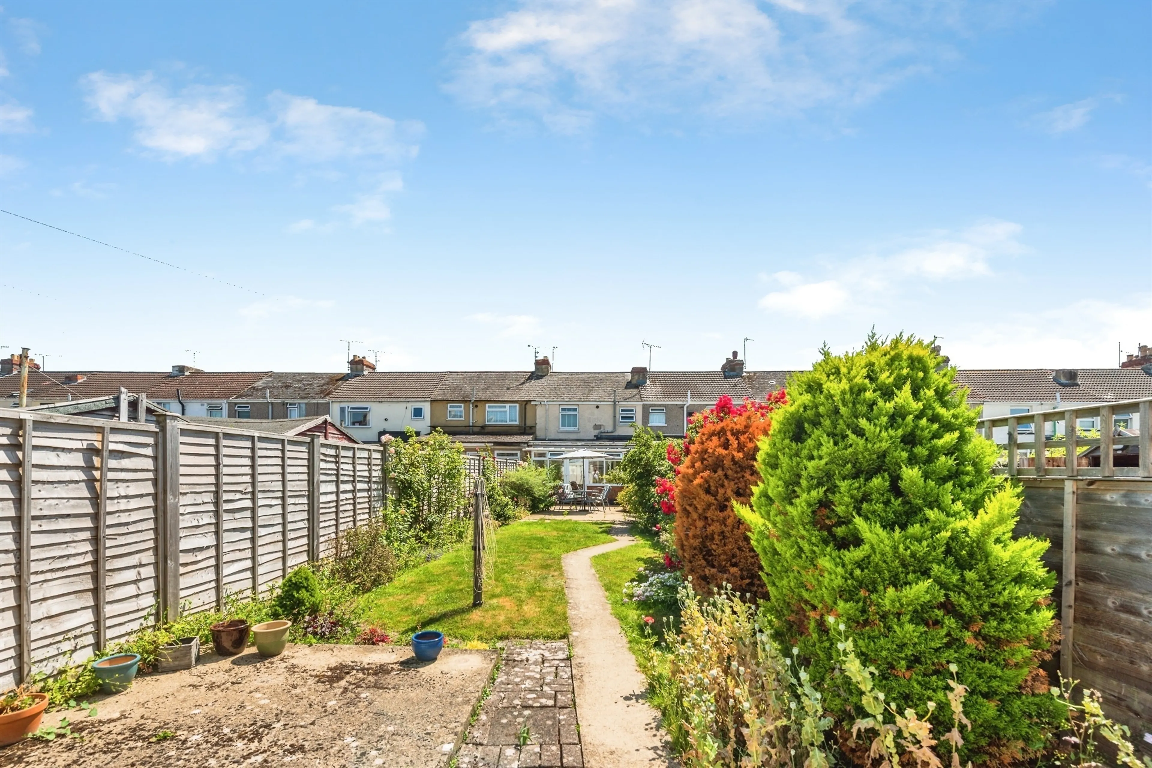 Property photo 0