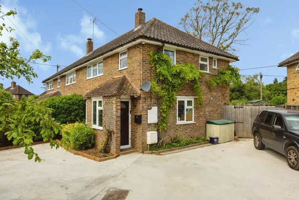 Broomfield, Elstead, Godalming, Surre...