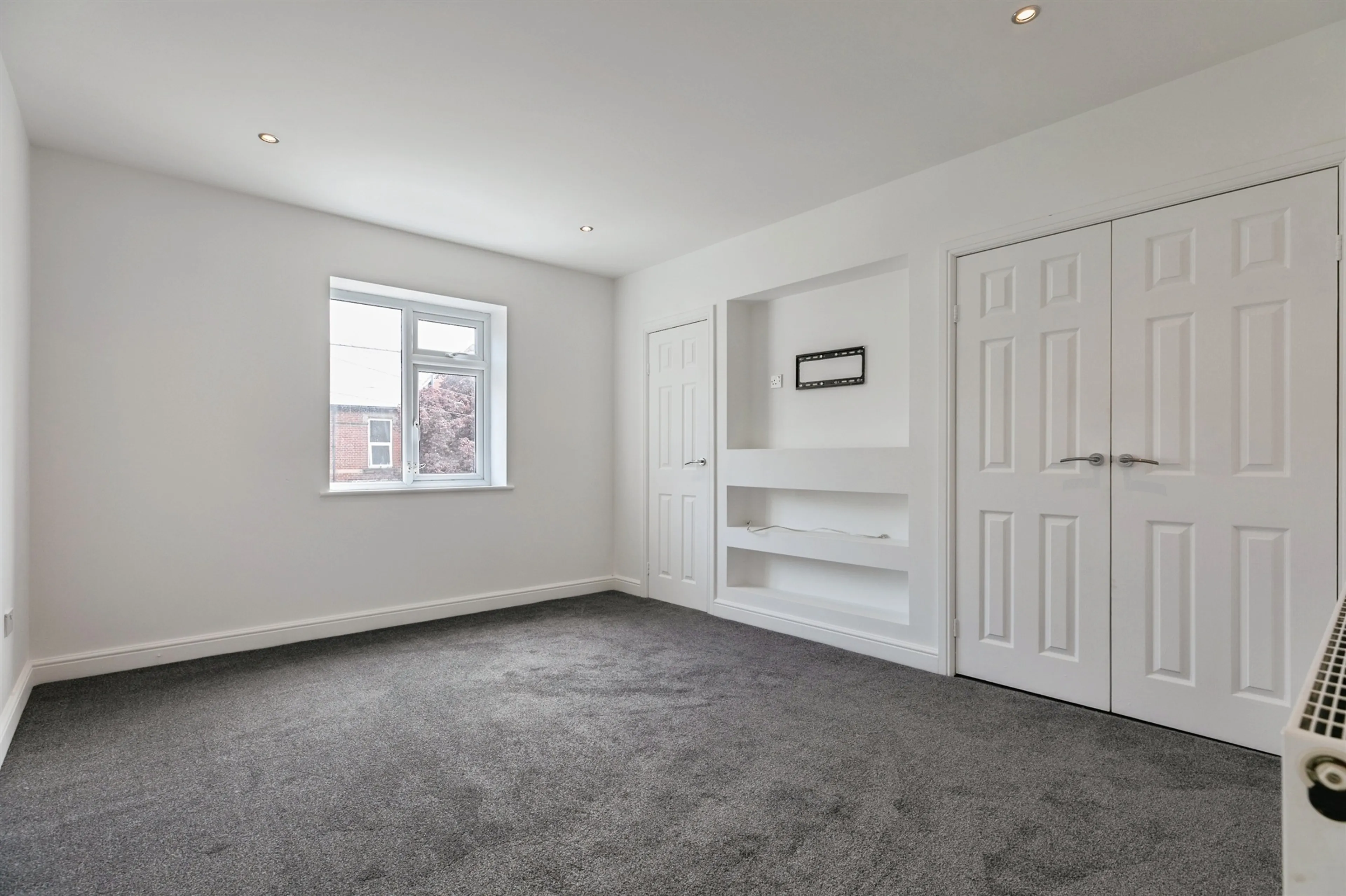 Property at Rawmarsh Hill, Parkgate, Rotherham