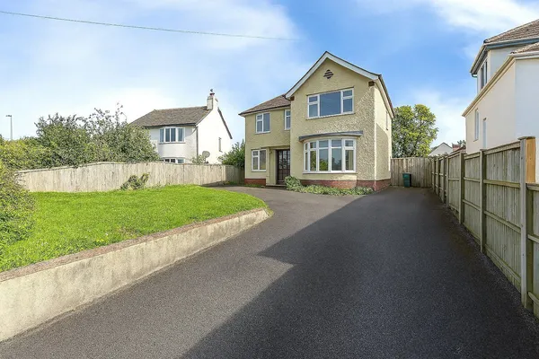 Exeter Road, Honiton, Devon, EX14