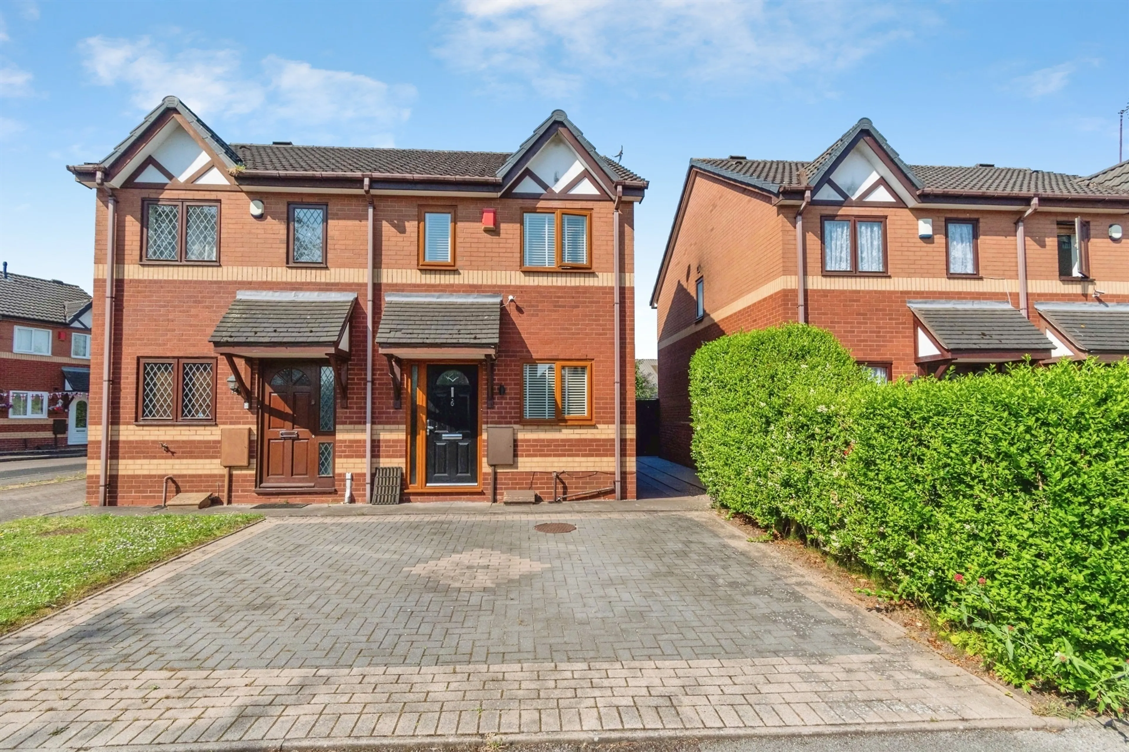 Property photo 0