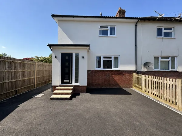 Addison Road, Sarisbury Green