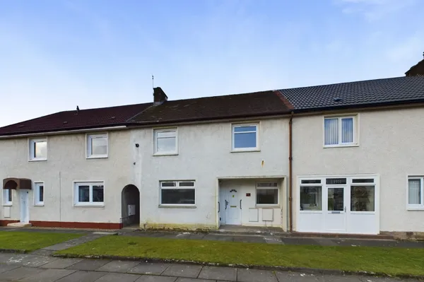 Livingstone Drive, East Kilbride, G75