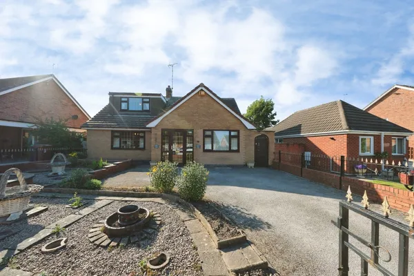 Larch Avenue, Mansfield Woodhouse, Ma...