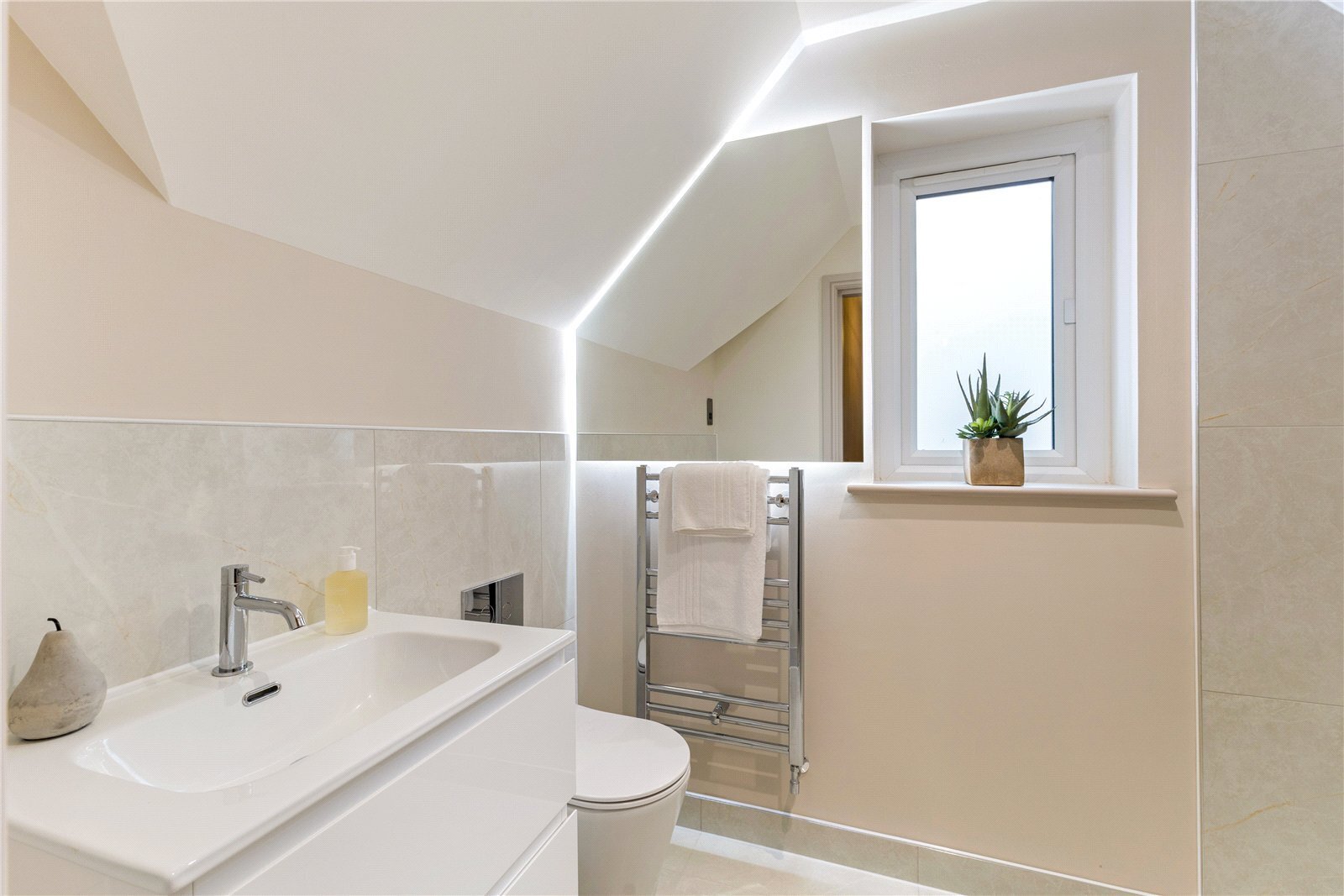 The Senary, Ridge Way, Edenbridge, Kent, TN8 Image 11