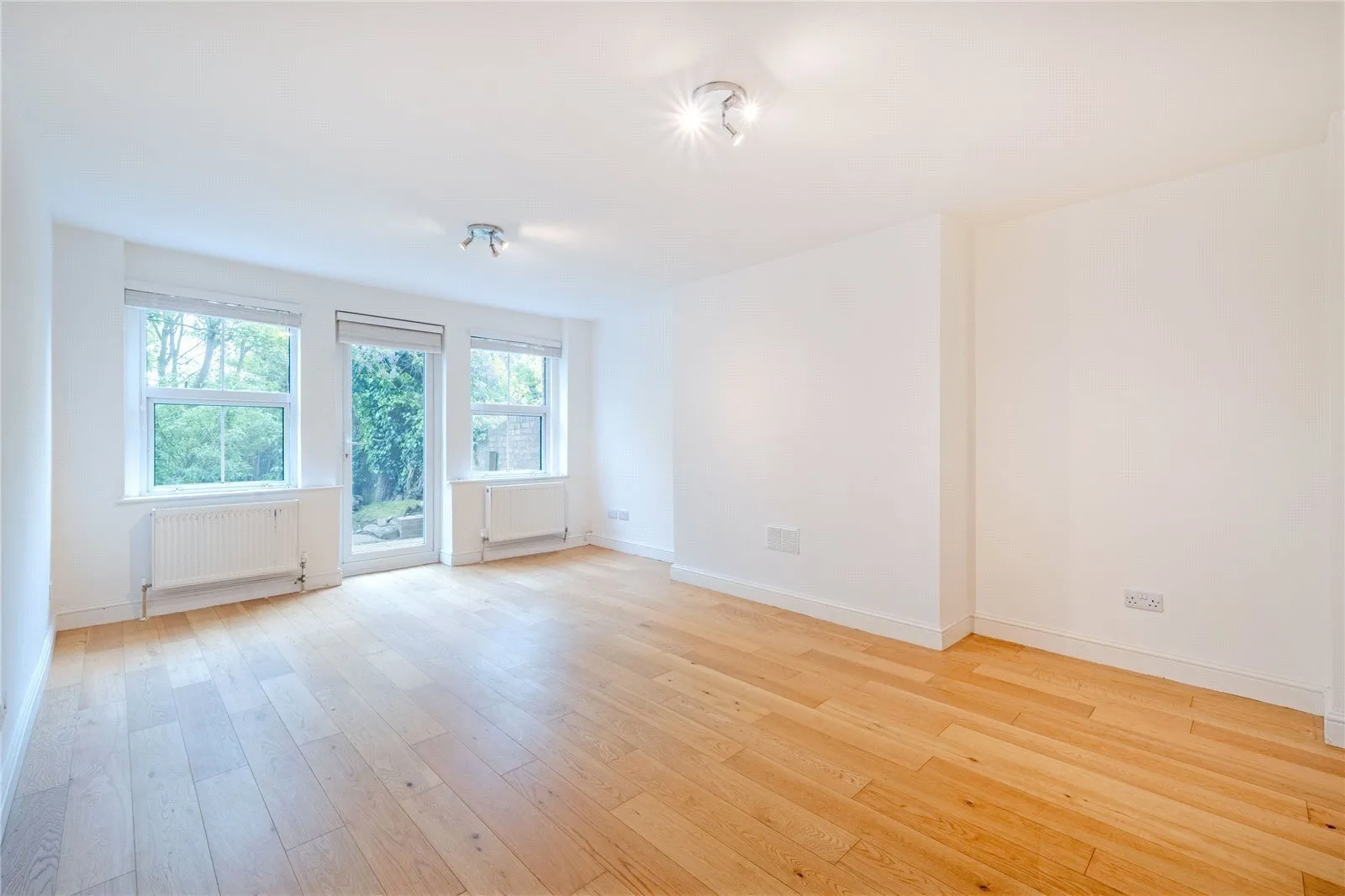 St. Cuthberts Road, Kilburn, London, NW2