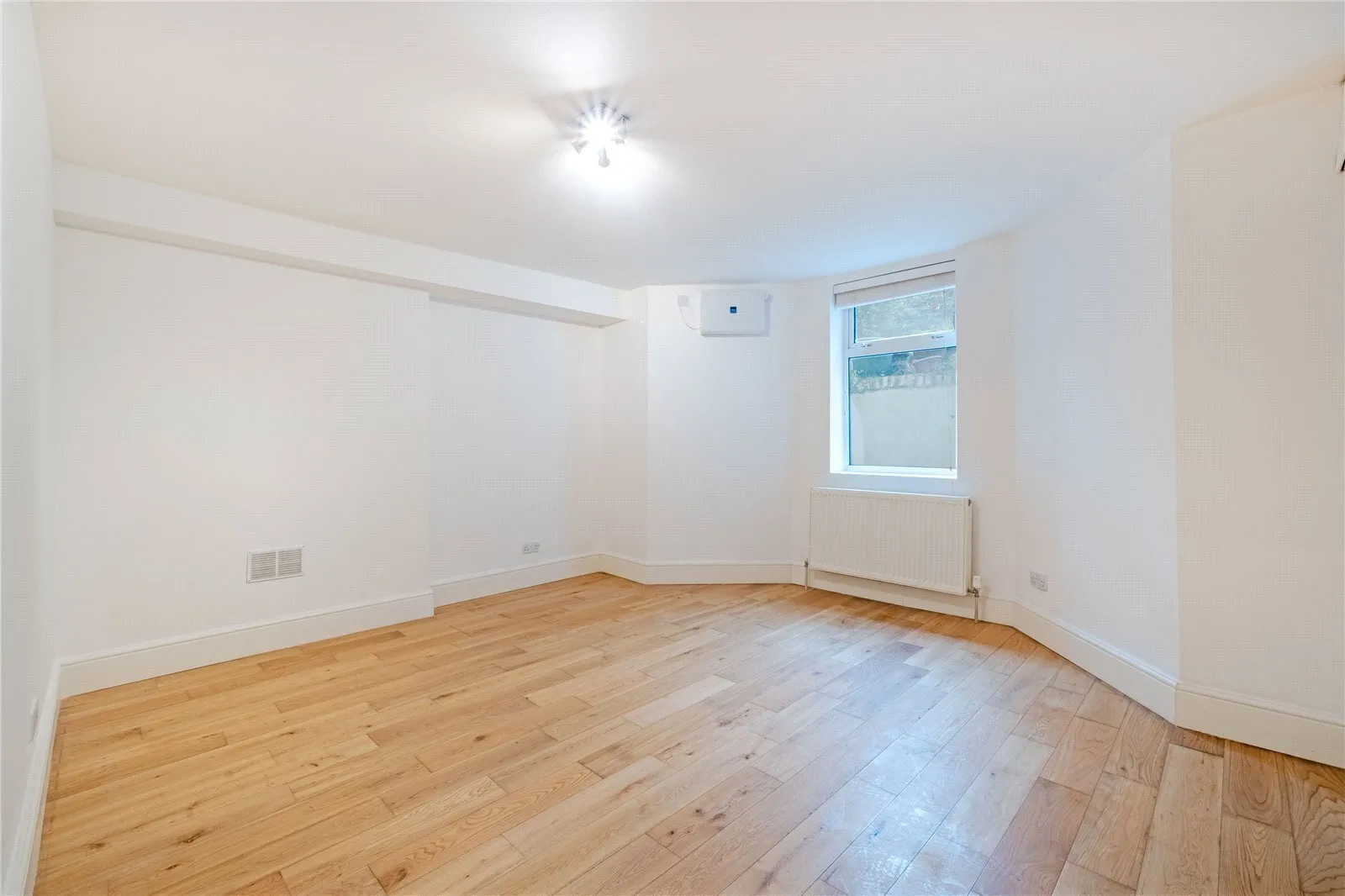 St. Cuthberts Road, Kilburn, London, NW2