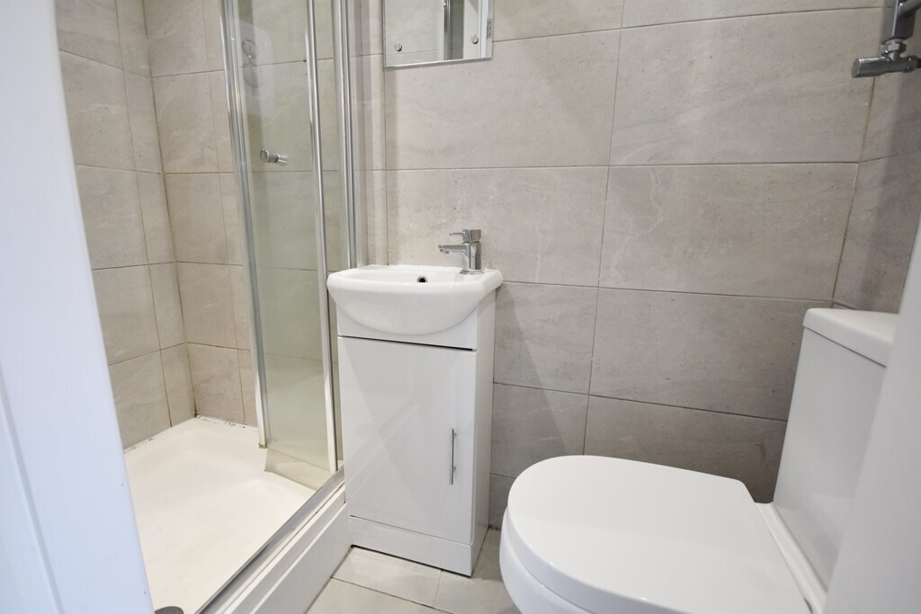 Room 3 of 5, St. Margaret Road, Coventry, CV1 2BT Image 4
