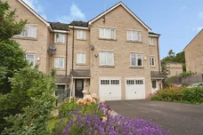 Axminster Drive, Bailiff Bridge, Brighouse