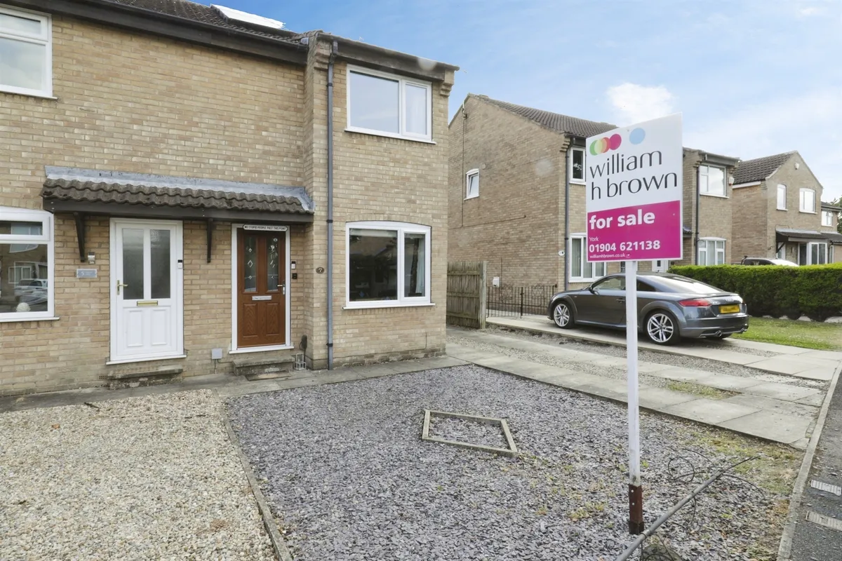 Nevis Way, YORK