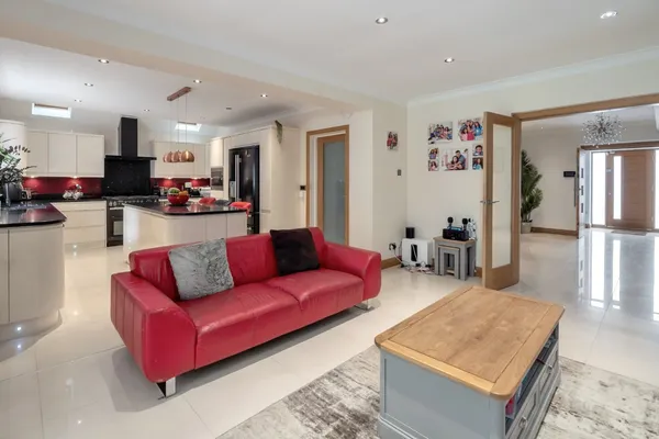 Arthog Road, Hale, WA15 photo 3
