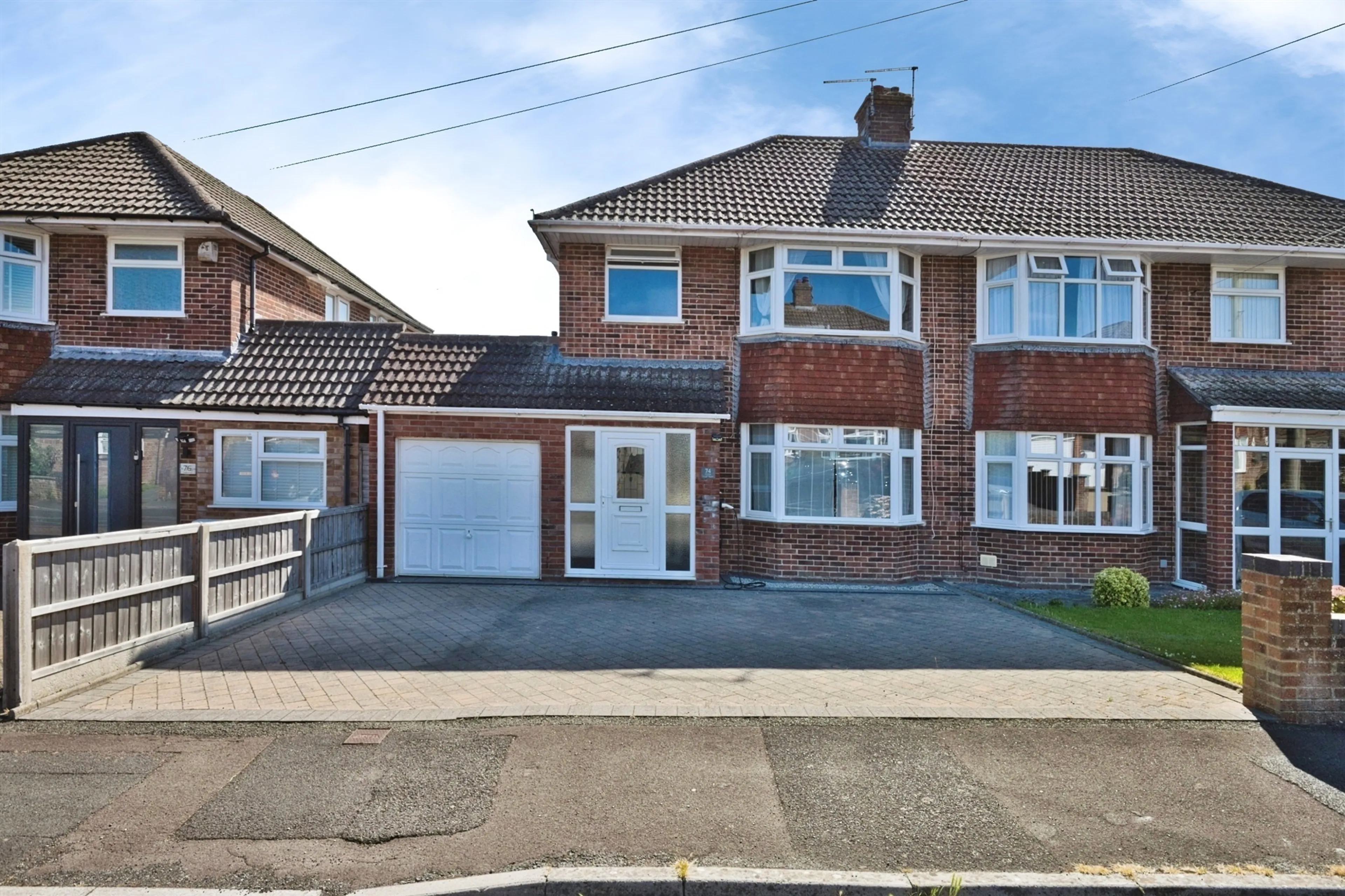 Property photo 0