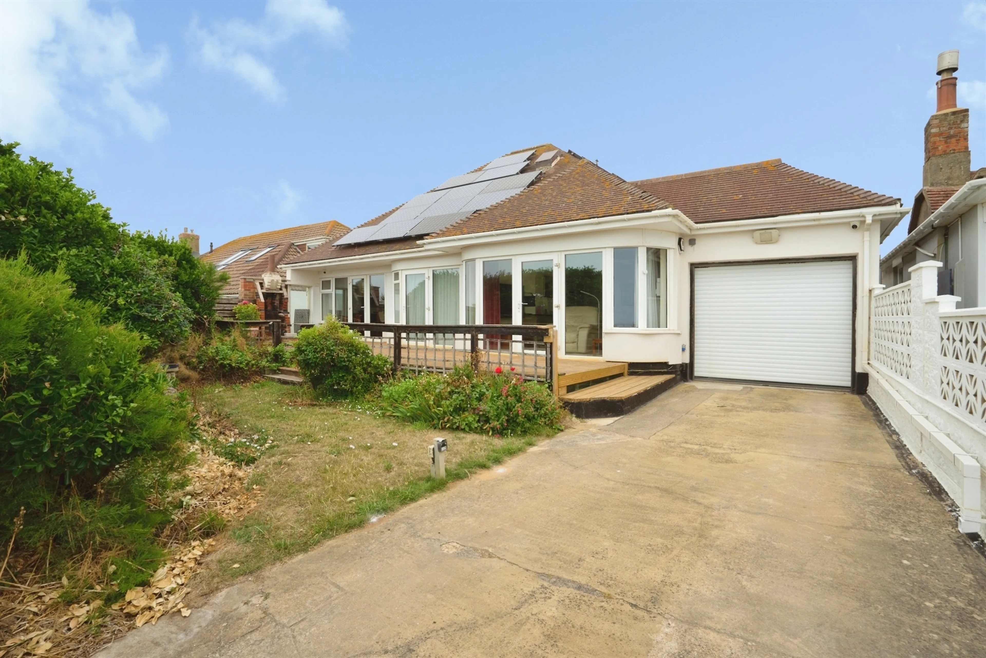 Property at The Esplanade, Telscombe Cliffs, Peacehaven