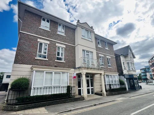 York Road, MAIDENHEADphoto