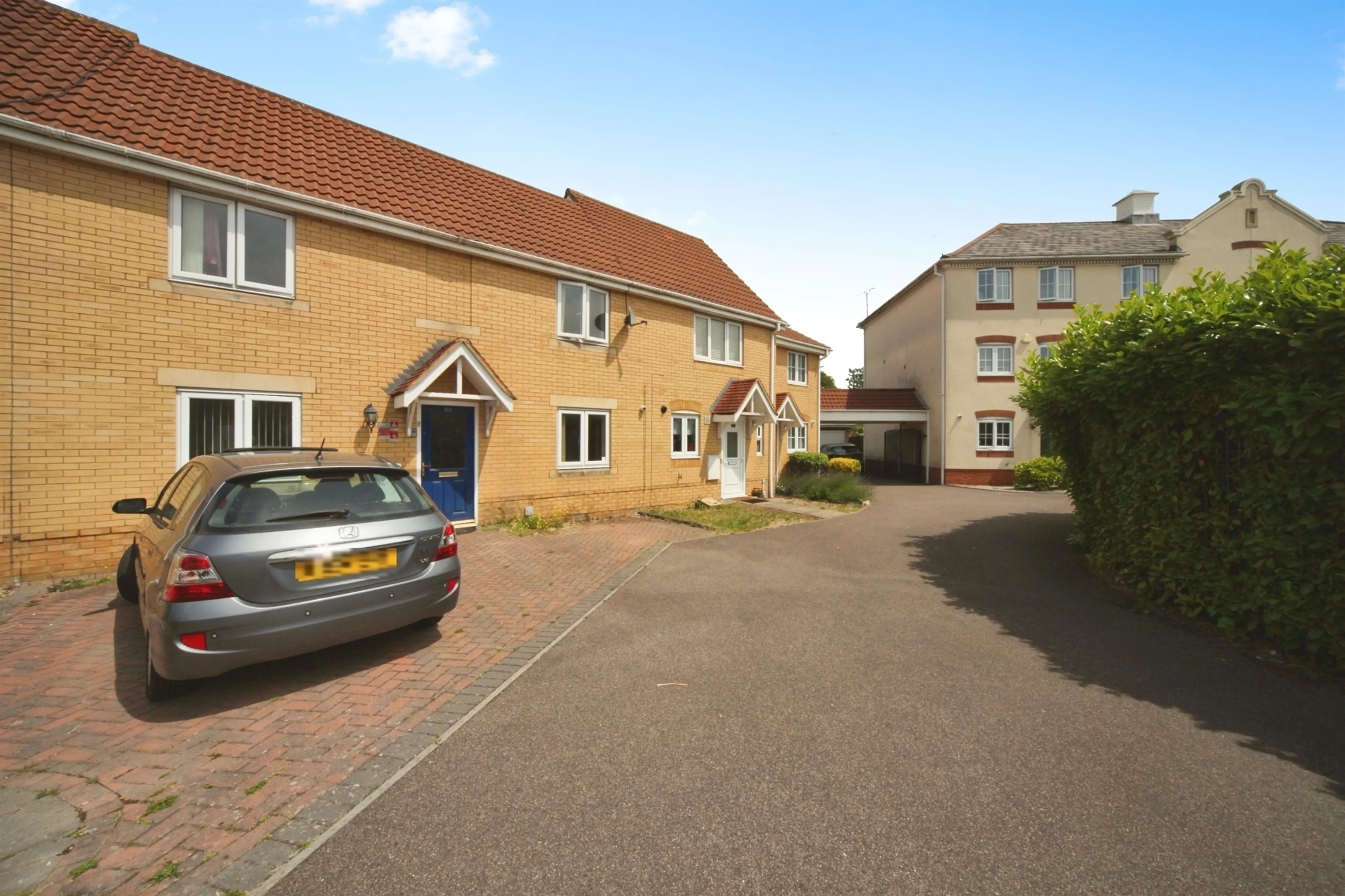Property photo 0