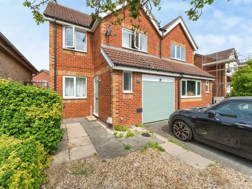 Gull Way, Chatterisphoto