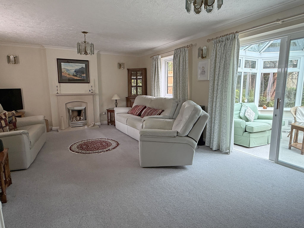 Meadow View Close, Sidmouth Image 9