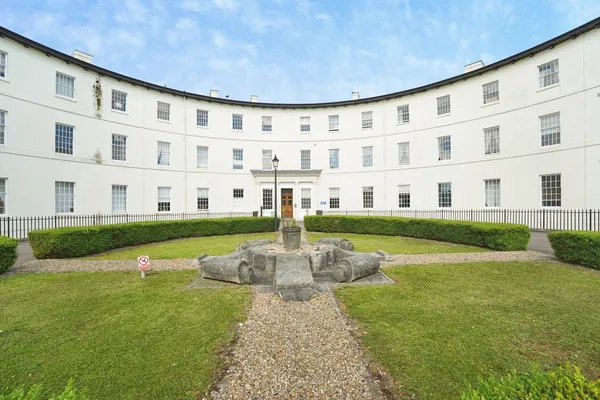The Crescent, GLOUCESTER, Gloucesters...
