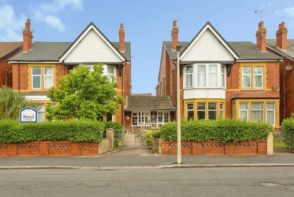 York Road, LYTHAM ST. ANNES, Lancashi...