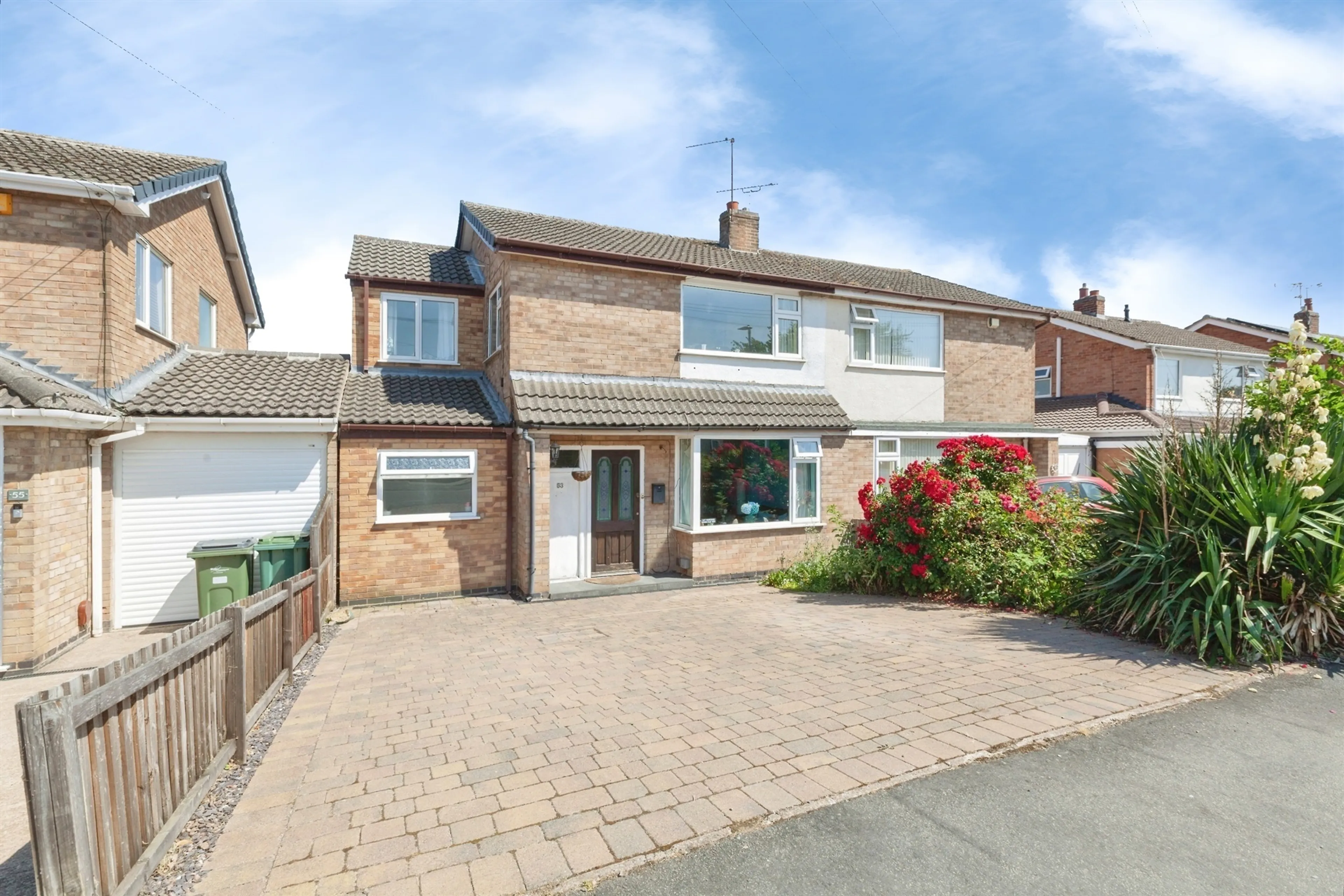 Property photo 0