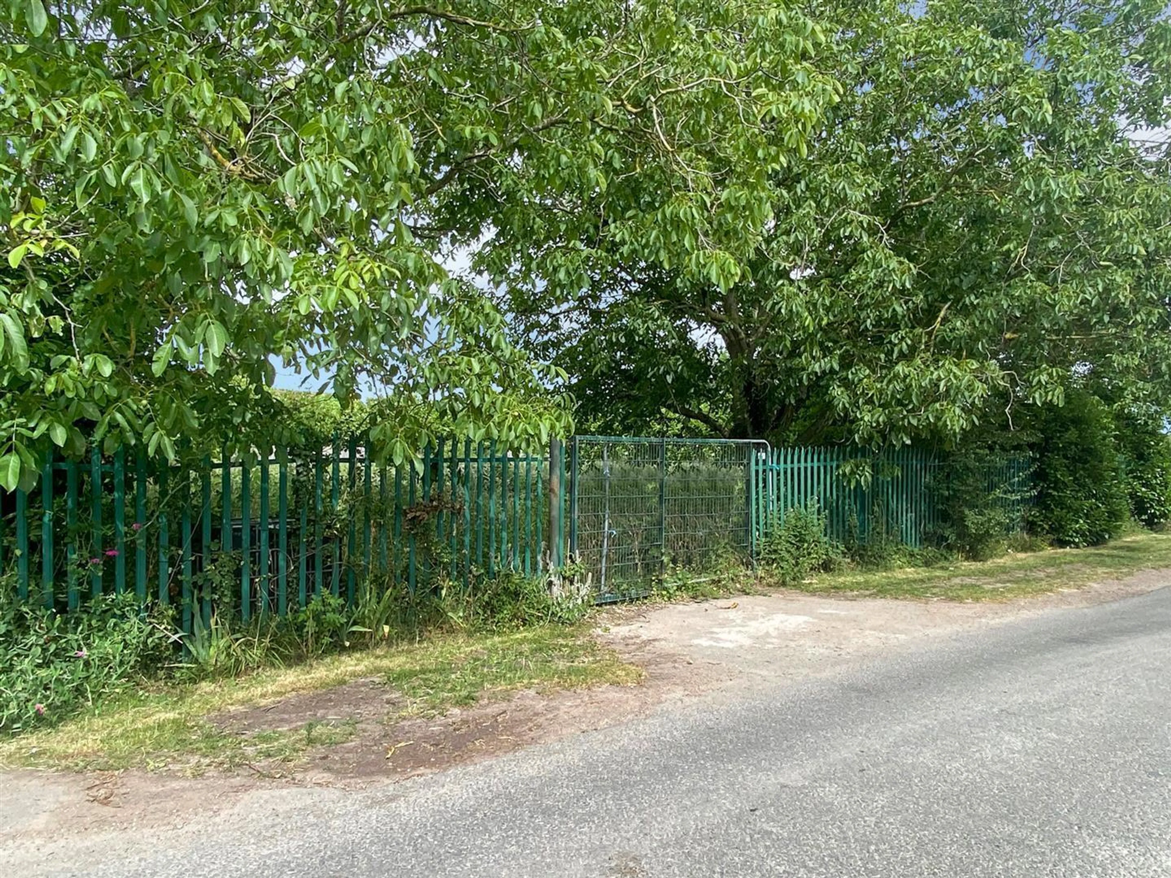 Property at Brownlow Close, East Stoke