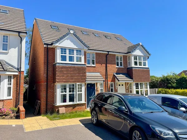 Horwich Close, Crowborough