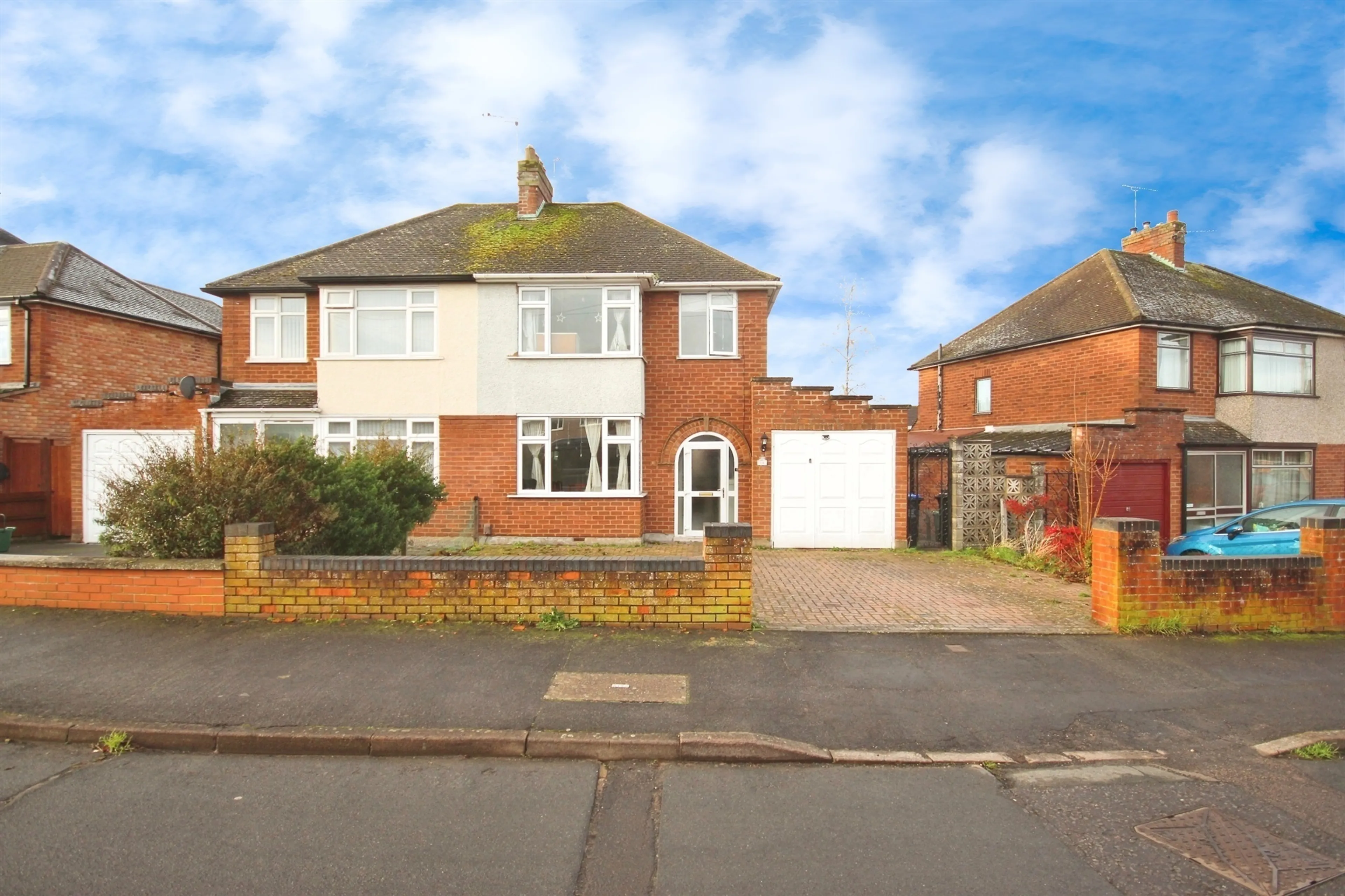 Property photo 0
