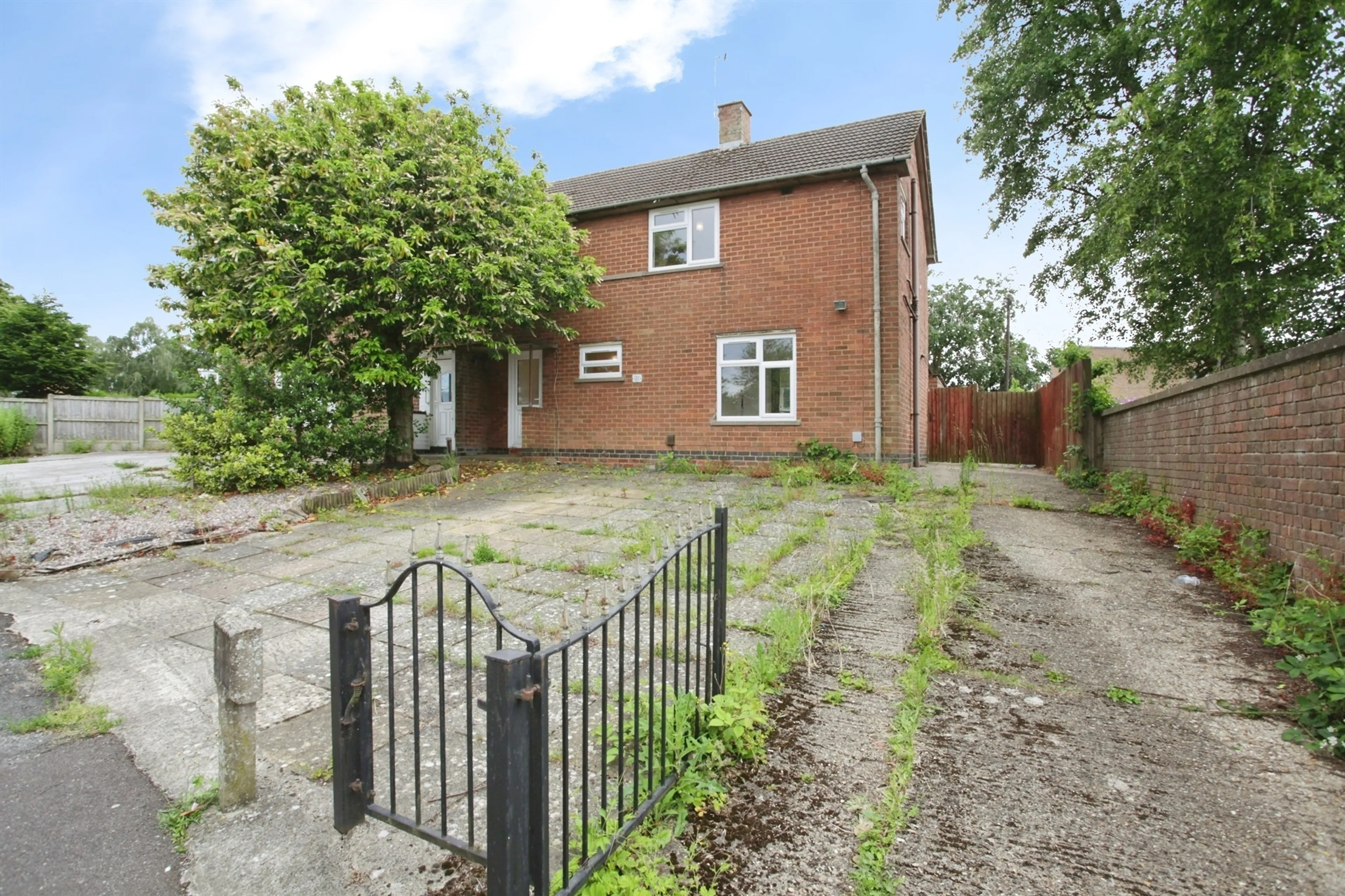 Property photo 0