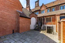 High Hilden Close, Tonbridge, TN10 photo 2