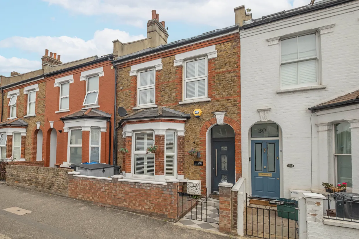 Haydons Road, London, SW19 photo 1